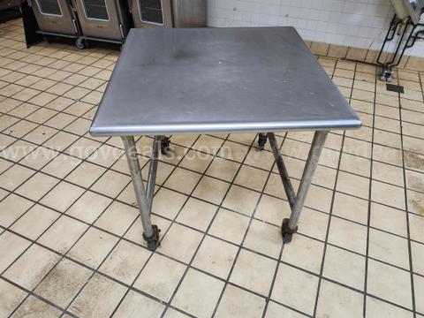 Stainless steel square table