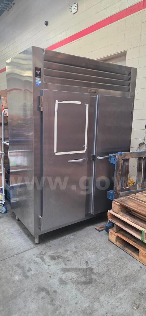 2014 Traulsen AHT-232WUTFHS Refrigerator,