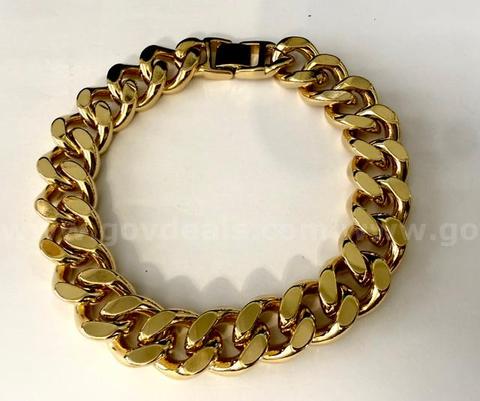 Gorgeous, 24k Gold, Heavy, 9 Inch, Curb Link Bracelet