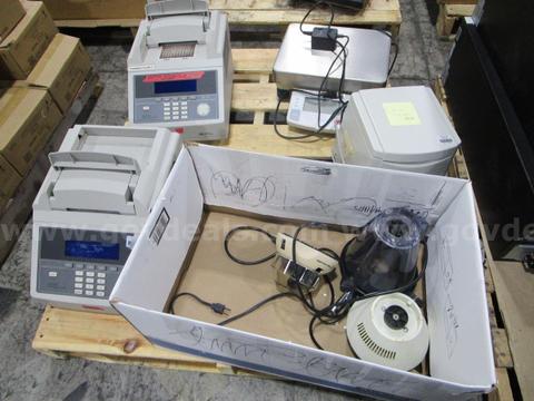 2 GeneAmp PCR System 9700 & Lab Equipment (D)
