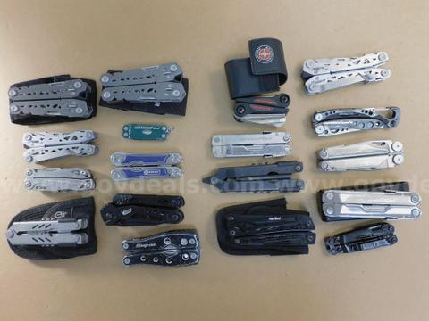 18 Multi-Tools (FS)