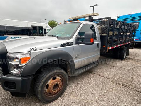 2012 FORD F-450 Reg Cab. Flat Bed (Unit 590) Needs Transmission Replaced. ( Doe