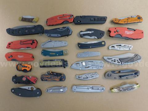 27 Knives (FS)