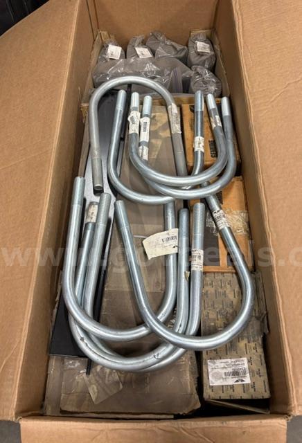 Lot of NEW/UNUSED/REBUILT New Flyer D40 Bus Parts