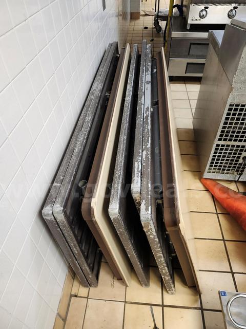 SCRAP METAL SMALL LOT OF 6 FT OLD METAL TABLES NON WORKING