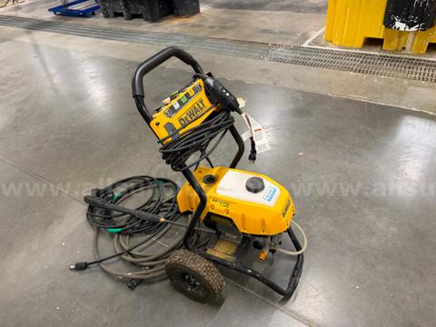 DeWALT Portable Pressure Washer