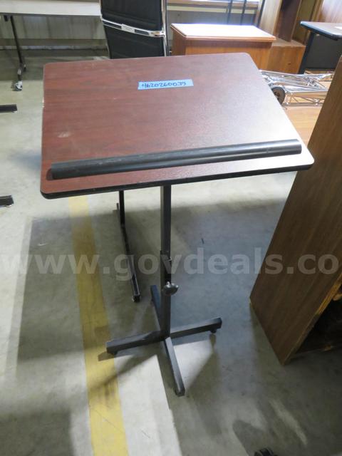 Adjustable Podium