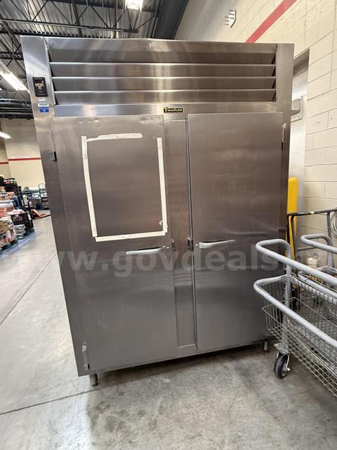 2014 Intela-Traul AHT232WT-FHS Reach in Refrigerator