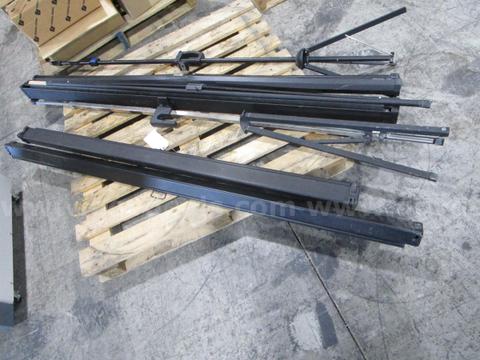 4 Projector Screens (C)