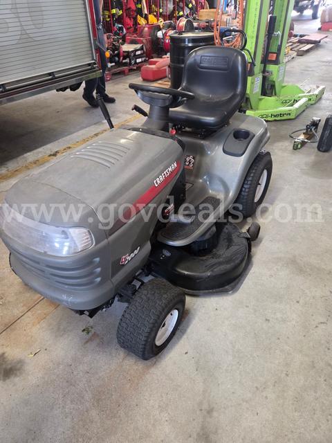 Craftsman GT3000 Ride-On Mower