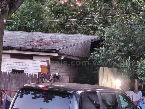TAX DEED: 2027 Ash St, Terre Haute, IN 47805 – Real Property – As-Is