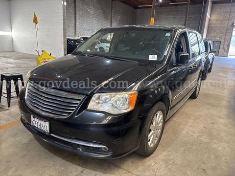 2013 Chrysler Town & Country Touring