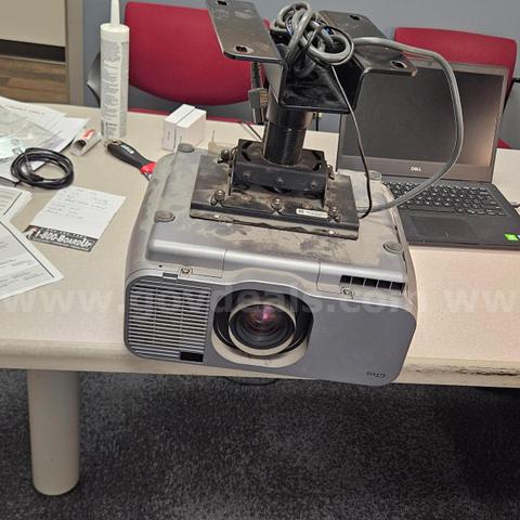 Overhead Projector, Chargers and Power Cords