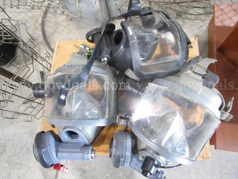 3 Scuba Diving Masks (J)