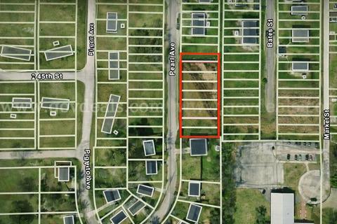 (225 X 110 Sq ft) (0.54 Acres) Large 9 adjacent-lots about 6.2 Miles from Downtown St. Louis