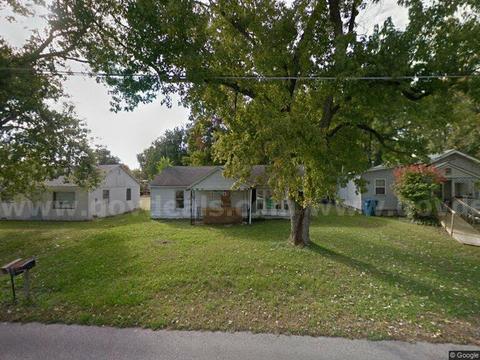Fixer Upper Bargain – Investment Opportunity in Carmi, IL