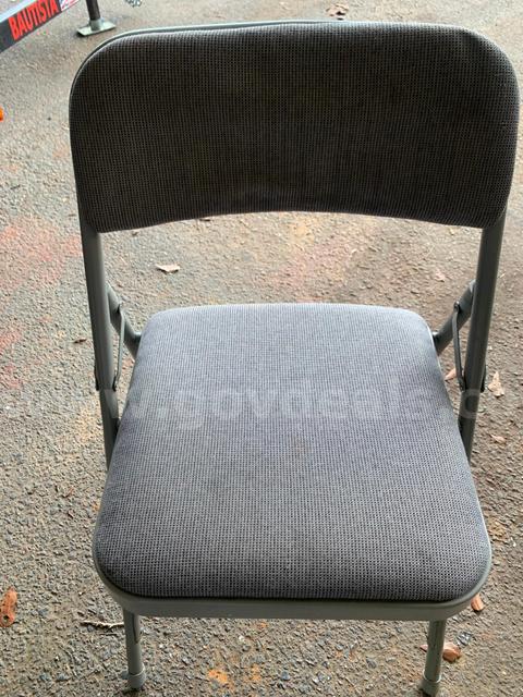 Metal Chairs (20 per lot)