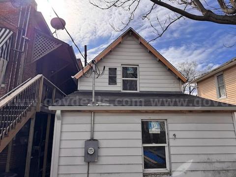 Single family home 504 miami street leavenworth, ks