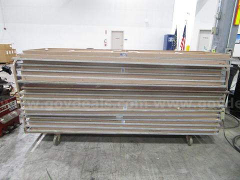 16 Folding Tables (D)