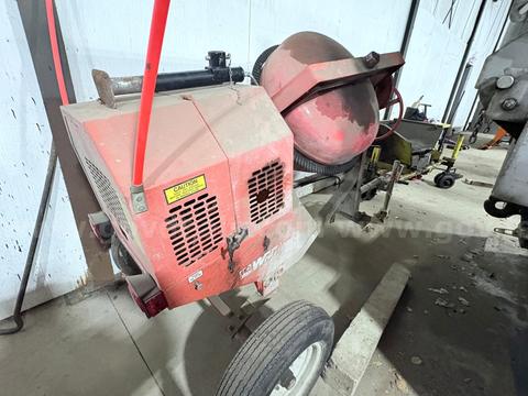 Multiquip WC-62  gas powered towable cement mixer in very good condition.