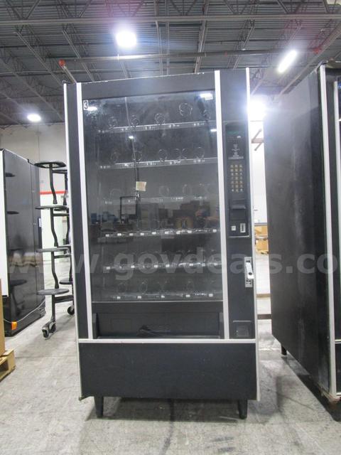 Snack Vending Machine (G) - government surplus lot currently bid at $1 in Indianapolis, IN