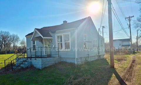 Single Family House close to St. Louis Downtown