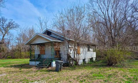 Single Family House close to St. Louis Downtown