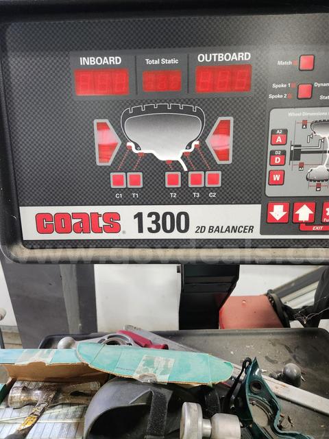 Coats 1300 wheel balancer