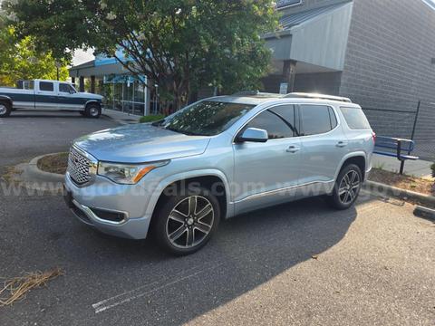 2017 GMC Acadia Denali Nice Clean SUV