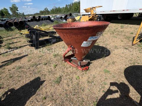 Cosmo P500 3-Point Hitch Centrifugal Fertilizer Spreader