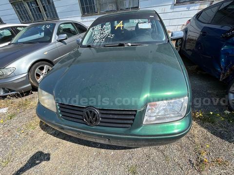 Green 2000 Volkswagen Jetta GLS TDI