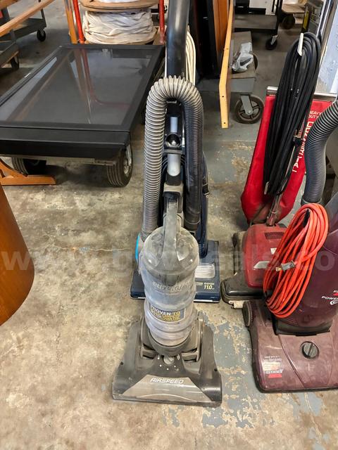 Lot of 4 Vacuums