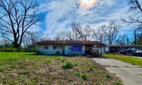 Single Family House close to St. Louis Downtown