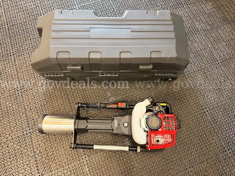 FREE SHIPPING - Gas Powered T Post Driver 52cc 1300W 3 Sleeve Heads