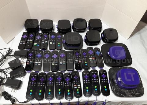 Lot of 21 Roku Streaming Media Player and 25 Remote + 4 Adapter