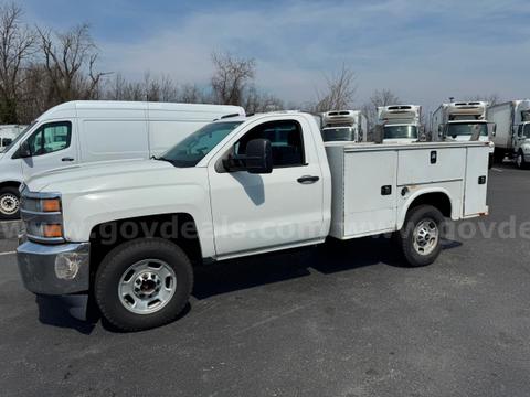 2015 CHEVROLET 2500 SERVICE BODY TRUCK