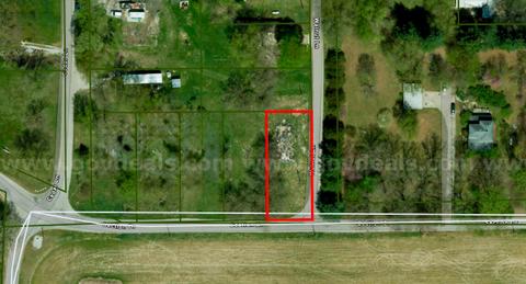 Residential City lot in Rochester, IN
