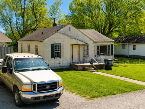 Single Family House in Anderson, IN