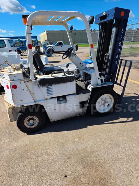 1989 CATERPILLAR V50DSA FORKLIFT