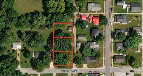 95β X 207β Sq ft (0.45 Ac) Large 3-adjacent Residential City lots with a Utility Shed near Indiana Wesleyan University