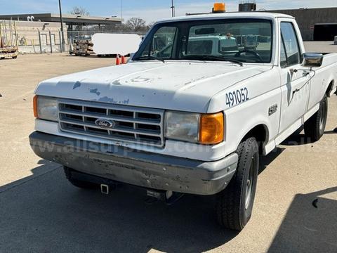 1990 FORD F250 PICK UP TRUCK