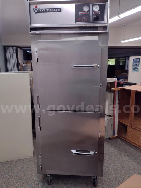 Victory Dual Temp Refrigerated/Heated Cabinet