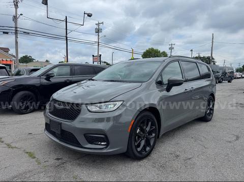 2023 Chrysler Pacifica S