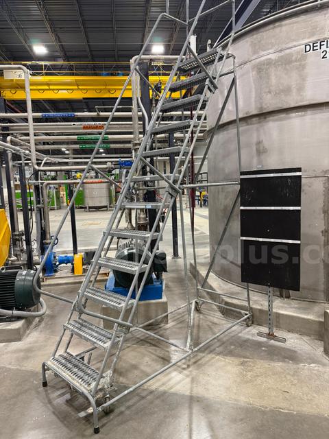 Uline Rolling Warehouse Ladder