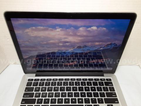Apple MacBook Pro A1502 Laptop 13" Intel Core i5-5257U 1.40GHz 8GB RAM 120GB SSD Zorin OS