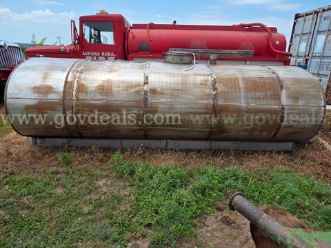 3000 gallon tank, stainless