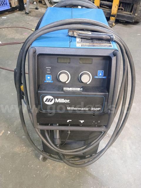 Millermatic® 350P MIG Power Source, Wire Feeder and Gun Package