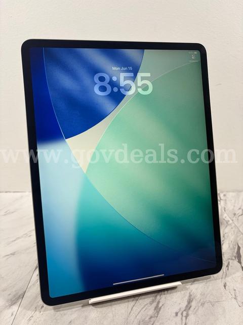 iPad Pro 12.9" 4th Generation - 1 TB