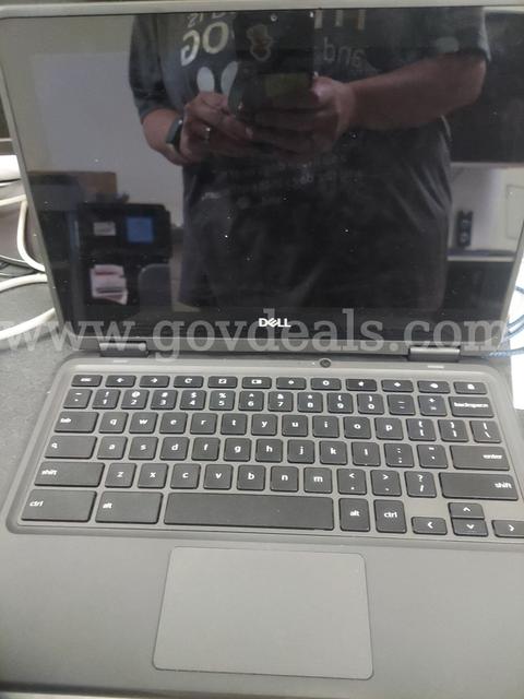Lot of Dell Chromebook 11 3100 2-in-1 Touchscreen Display: 11.6" HD