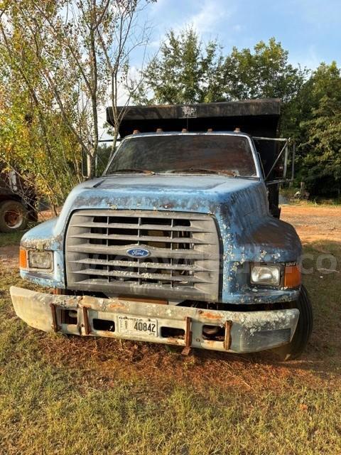 1997 Ford F700